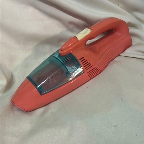 Dustbuster Colorful Kids Tidy Up Learning Toy - Picture 1 of 4